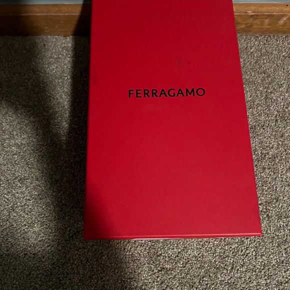 Ferragamo pink gancini loafers - Picture 13 of 13